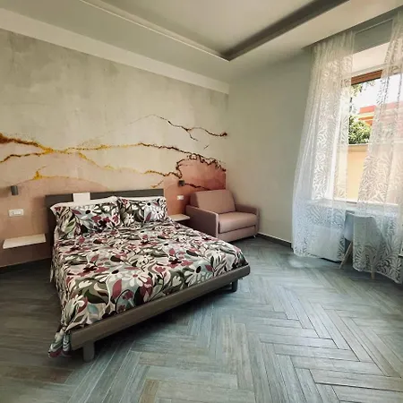 לינה וארוחת בוקר Bluceleste Centro 3*