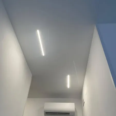 Bluceleste Centro לינה וארוחת בוקר