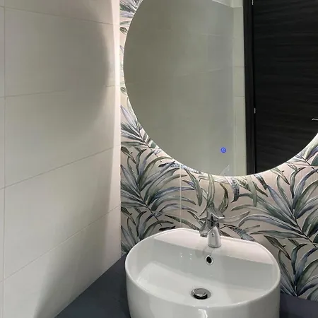 Bluceleste Centro 3* סלרנו