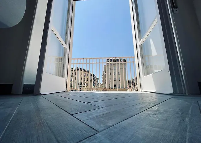 Bluceleste Centro 3* 萨莱诺