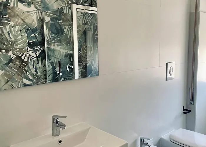 Bluceleste Centro 住宿加早餐酒店 萨莱诺