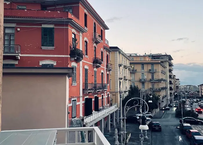 Bluceleste Centro 萨莱诺